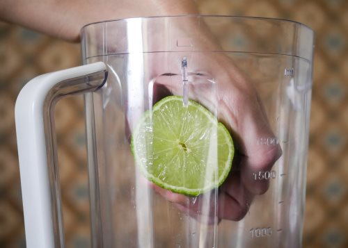 6 dicas fáceis para remover odores de recipientes plásticos - Imagem número 4 do post