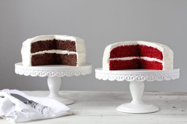 Bolo de chocolate e red velvet 