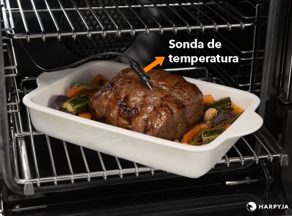 Comida no forno com sonda de temperatura