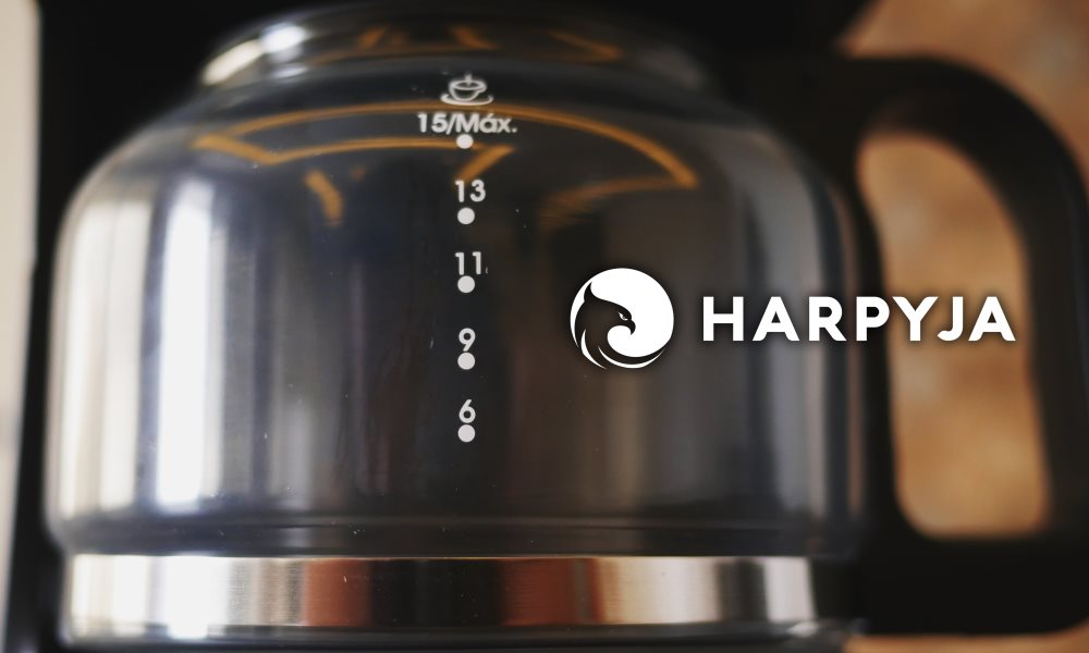 Banner de capa da notícia Como fazer uma limpeza profunda da sua cafeteira