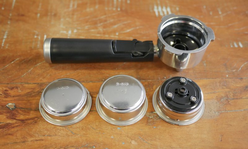 Oster Nova PrimaLatte - Imagem sobre Texto-Cafeteira-Expresso-Oster_007