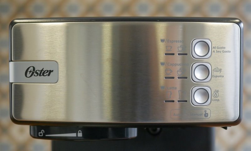 Oster Nova PrimaLatte - Imagem sobre Texto-Cafeteira-Expresso-Oster_003