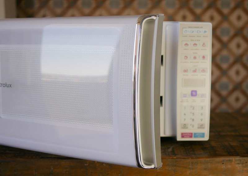 Electrolux 34L MEO44 - Imagem sobre porta pequena