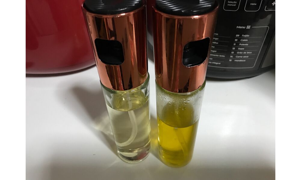 Foto de 2 Porta Azeite Vinagre Spray Borrifador Chef Galheteiro Inox