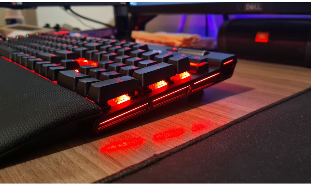Foto de Teclado Corsair Mecânico K100 RGB CHERRY MX SPEED