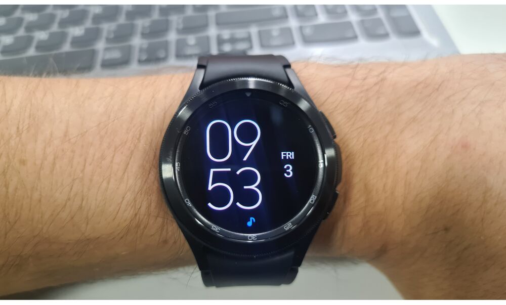 Foto de Samsung Galaxy Watch Classic Preto 42MM