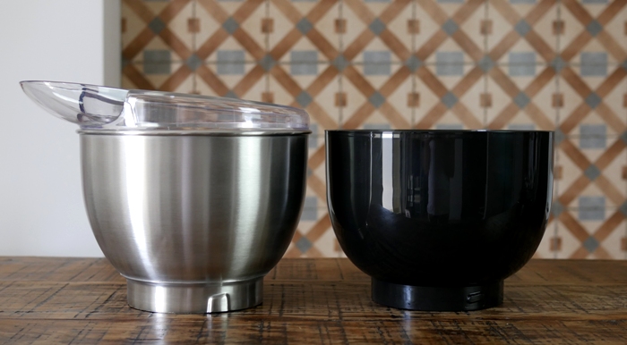 Mondial Premium Inox 700W - Imagem sobre tigelas