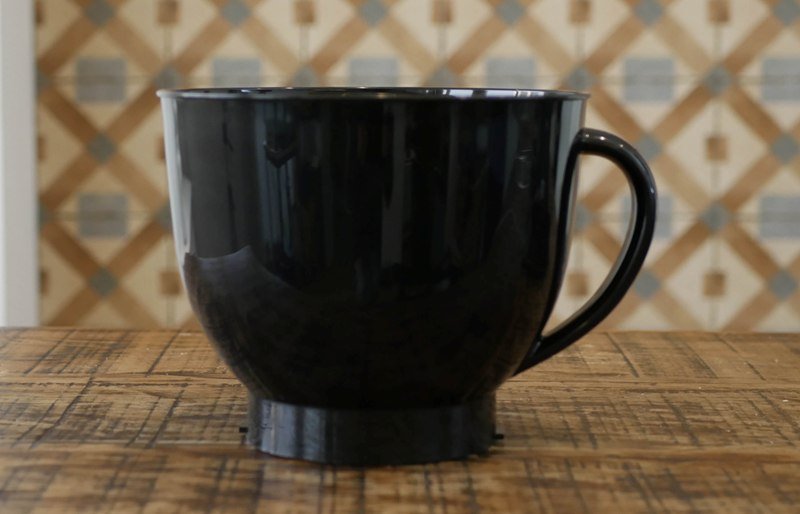 Britânia BBP760 Turbo Power Plus - Imagem sobre tigela