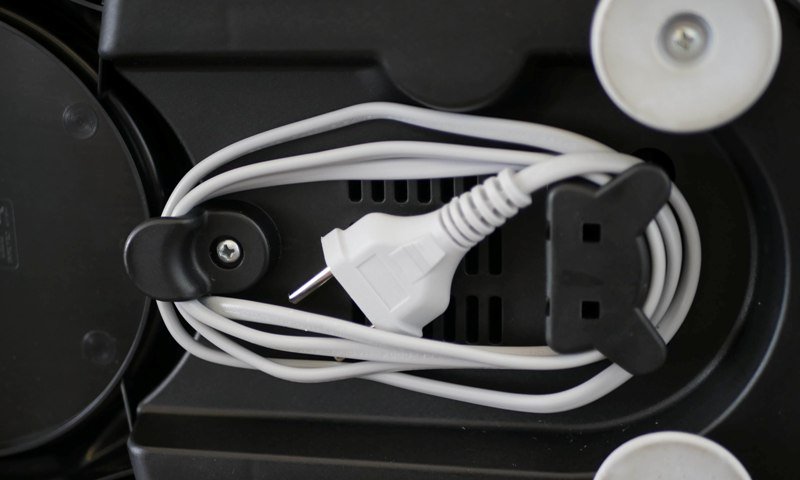 Britânia BBP760 Turbo Power Plus - Imagem sobre cabo