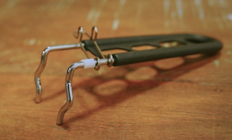 Britânia Oven BFR2100P - Imagem sobre pegador