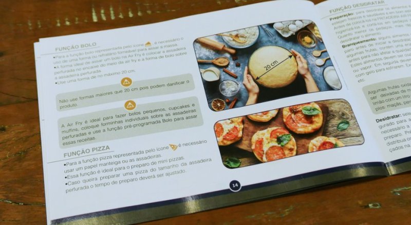 Britânia Oven BFR2100P - Imagem sobre manual com receitas