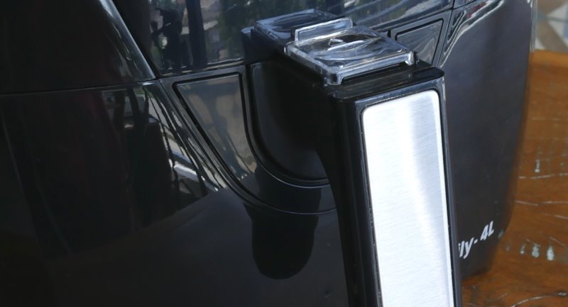 Mondial Family 4L AFN-40 - Imagem sobre peça extra