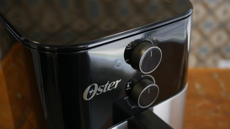 Oster Inox Compact 4,6L OFRT520 - Imagem sobre P1110804